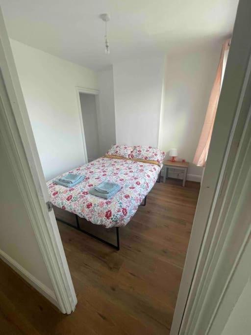 Modern 2 Bedroom Terraced House 多佛尔 外观 照片